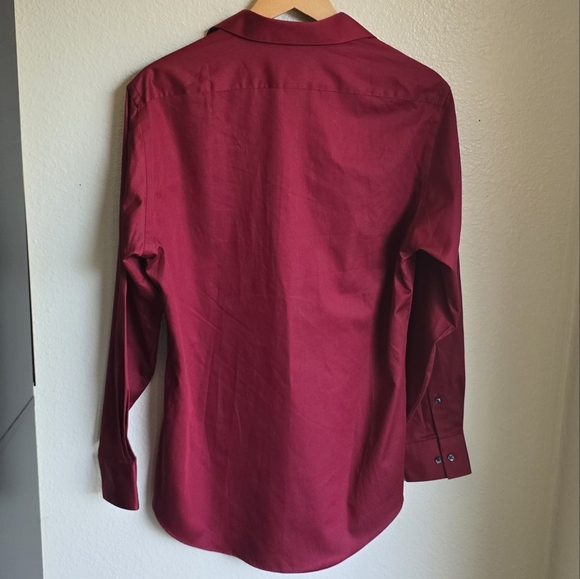 Van Heusen Lux Sateen Fitted Mens Long Sleeve Dress Shirt 15 1/2, 32/33 - Picture 4 of 6